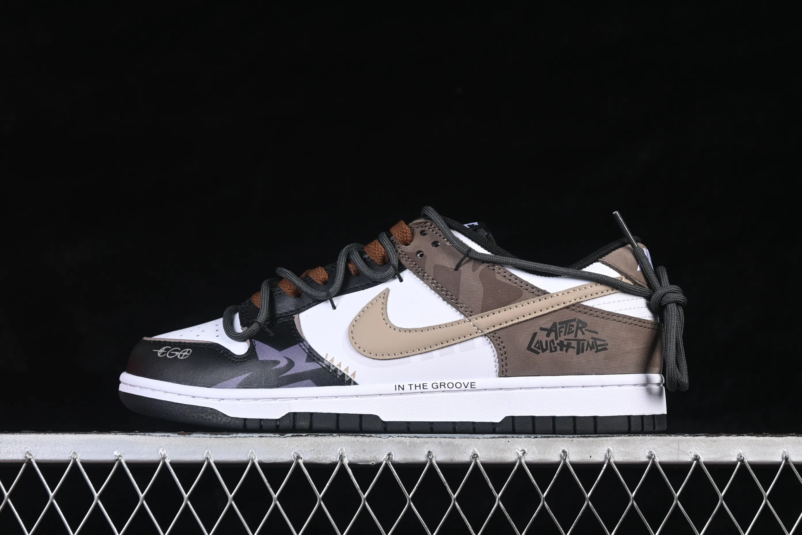 All categories Nk SB Dunk Series Nk SB Dunk Low High-end customized low-top sneakers Nike SB Dunk Low straps Anniversary high-end customized low-top casual sneakers HF5441-100